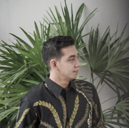 groom